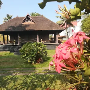 https://travancore-palace.hotels-alappuzha.com